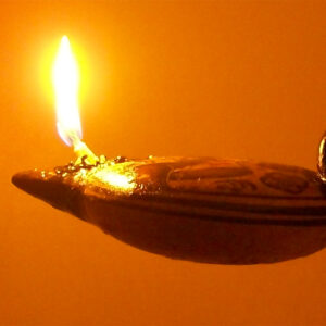 “Lámparas con aceite y sin aceite” Creyentes verdaderos y falsos Mateo 25:1-13 “Lámparas con aceite y sin aceite” Creyentes verdaderos y falsos Mateo 25:1-13